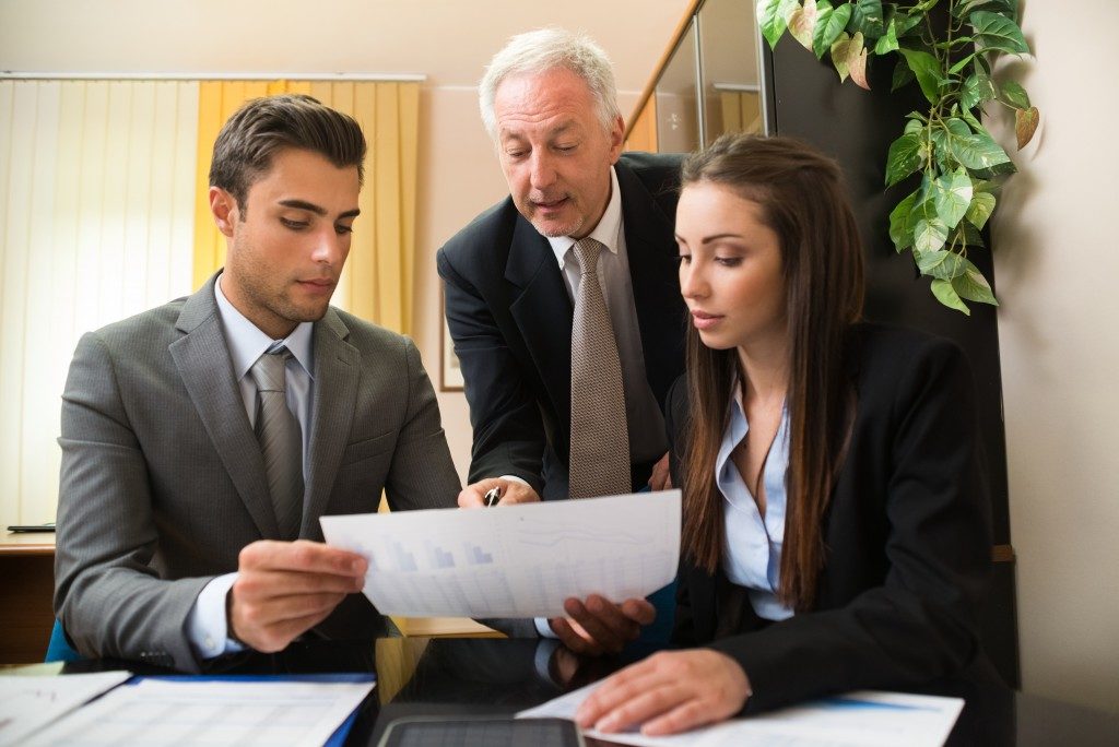 team of lenders brainstorming